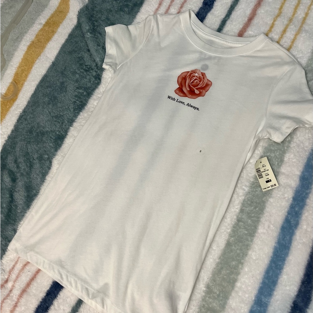Aeropostale White Tee with Rose Print
